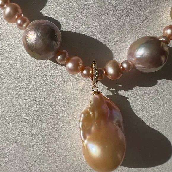 SOLD Genuine Baroque & Edison Pearl PEACH and LAVENDER Metallic Hues Necklace - Picture 11 of 11